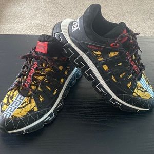 Gently used Versace shoes. No rips or scratches.